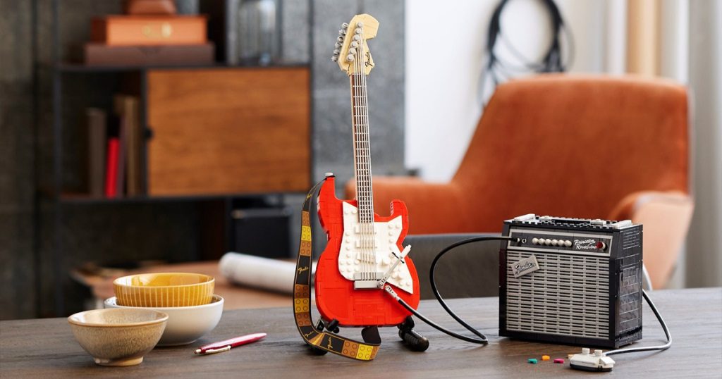 Fender Stratocaster Set LEGO Ideas