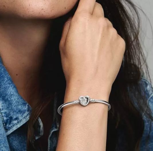 Bracciale in omaggio pandora