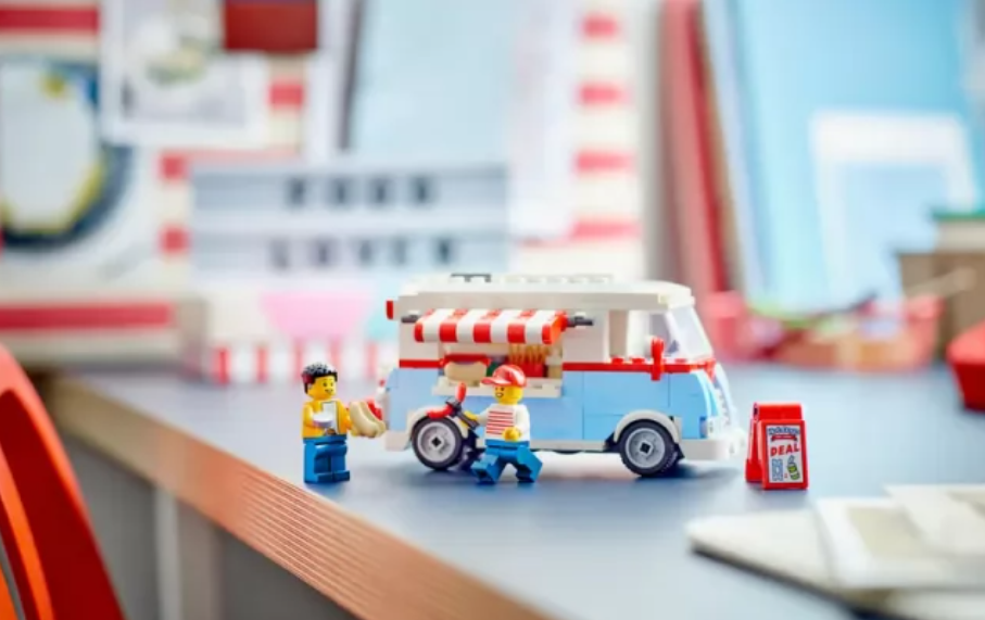 LEGO Icons Retro Food Truck